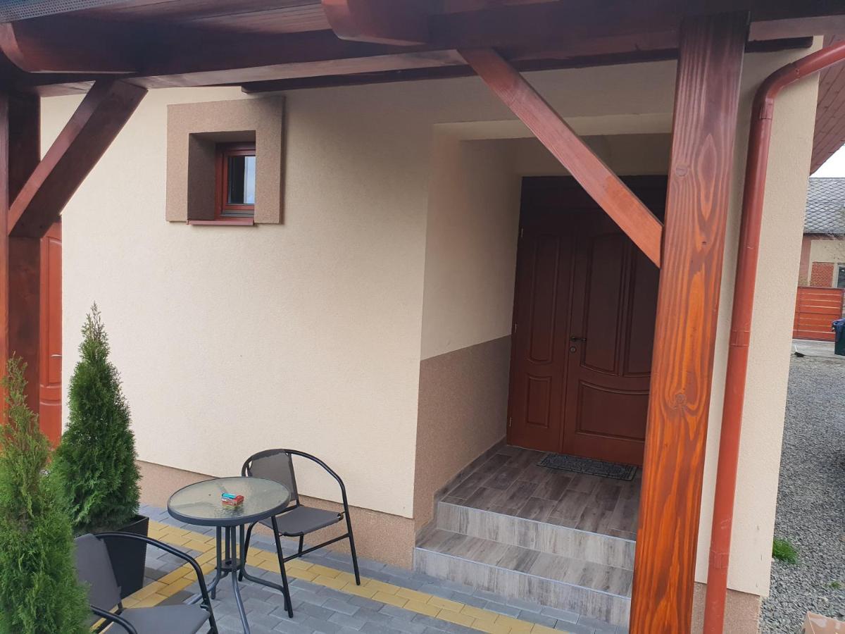 Bereg-Travel Berehove (Transcarpathia) Exterior foto